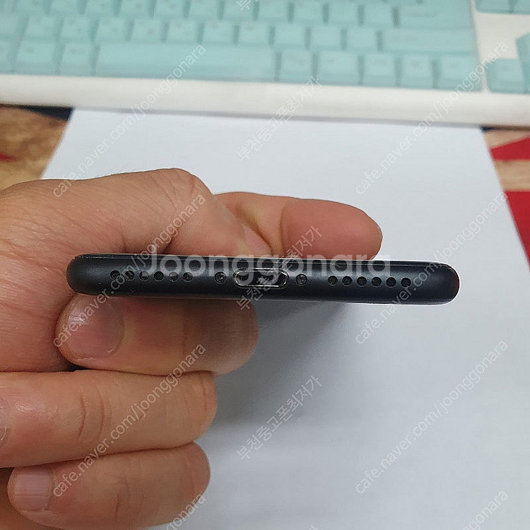 대량가능) 201836 아이폰7 32 매트블랙 AA급 중고폰 12.5만 배터리85% 부천 신중동역 레트로 인스타폰 ...--3